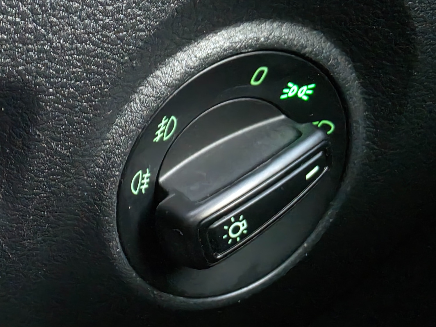 Used Skoda Fabia 2016 for sale - 76935515: Photo 40