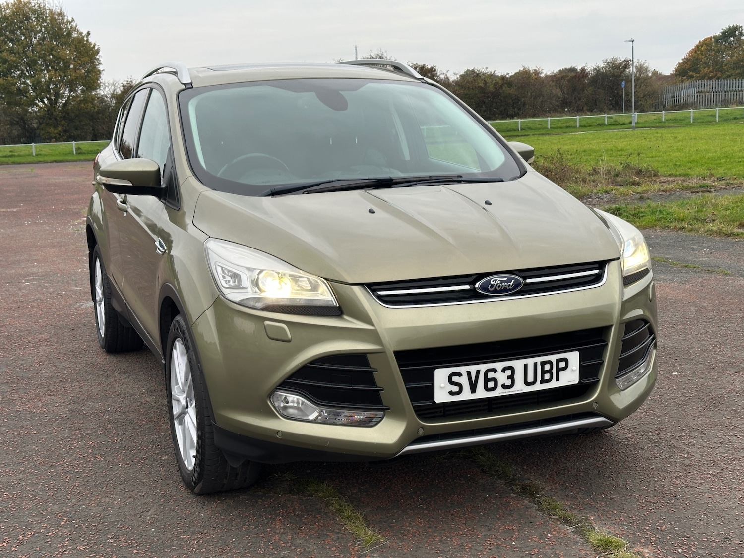 Used Ford Kuga 2013 for sale - 76329650: Photo 2
