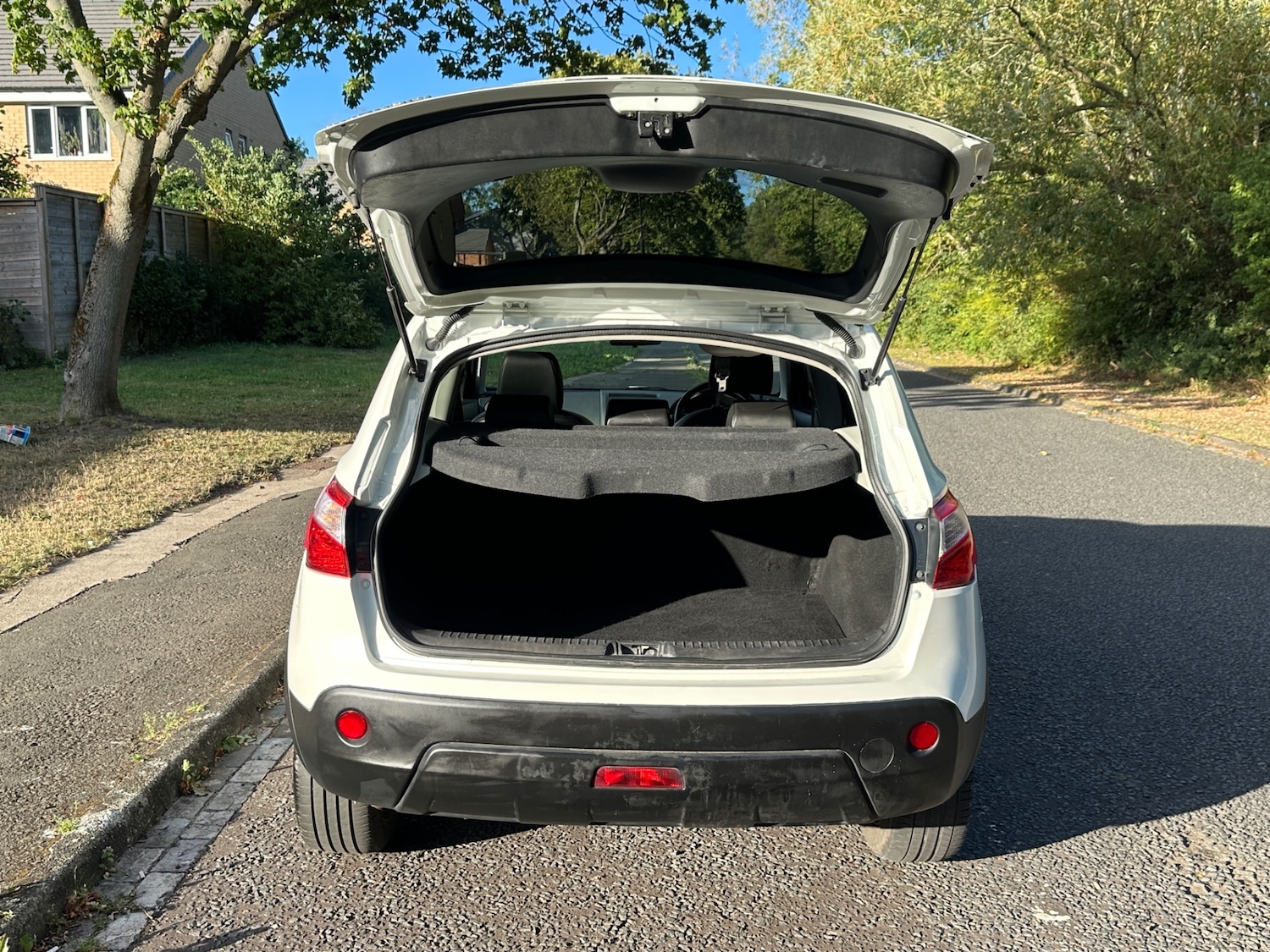 Vehicle 28
