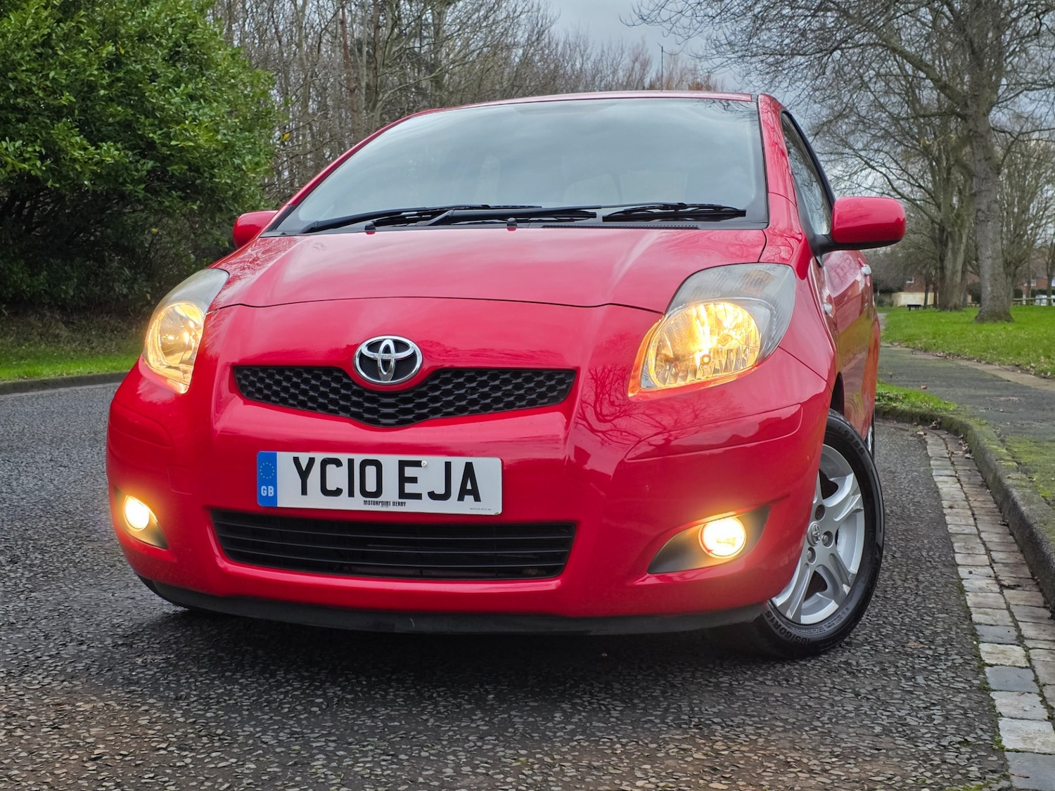 Used Toyota Yaris 2010 for sale - 76939998: Photo 1