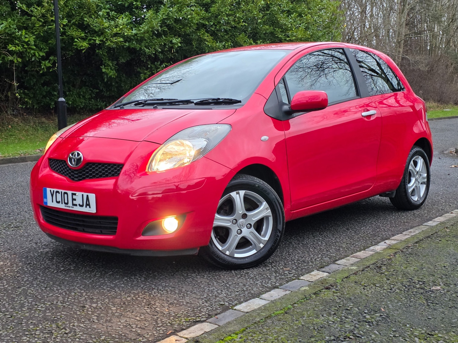 Used Toyota Yaris 2010 for sale - 76939998: Photo 11