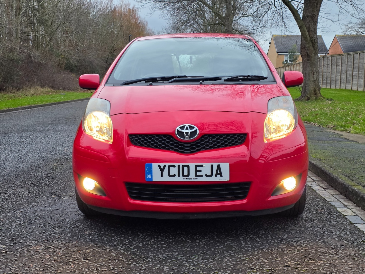 Used Toyota Yaris 2010 for sale - 76939998: Photo 3
