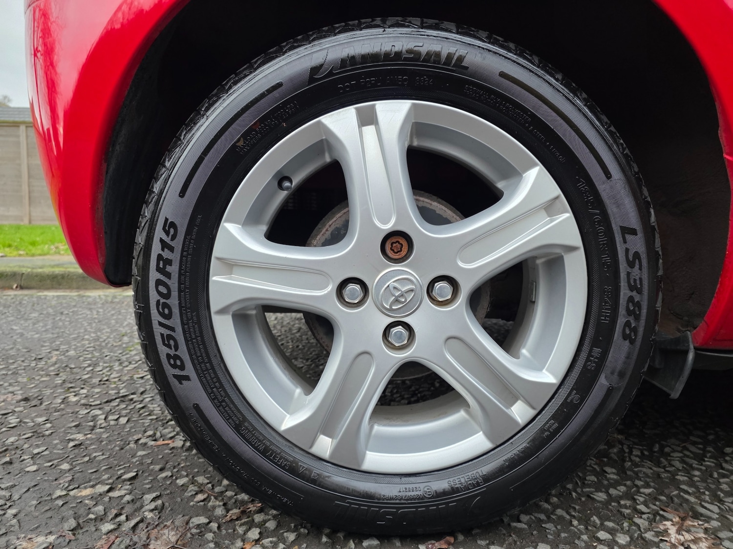 Used Toyota Yaris 2010 for sale - 76939998: Photo 37