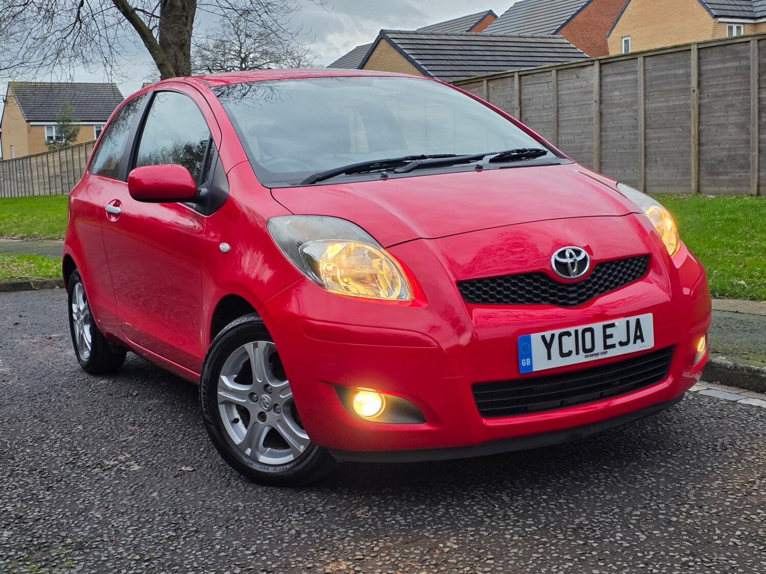Used Toyota Yaris 2010 for sale - 76939998: Photo 9