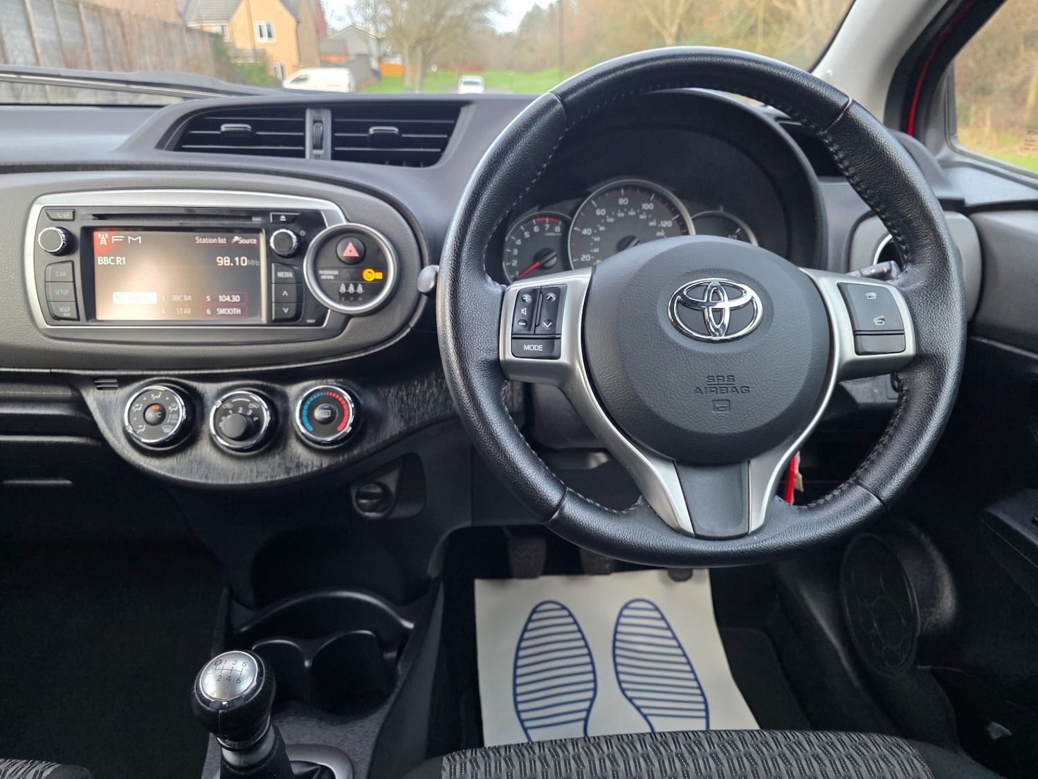 Used Toyota Yaris 2013 for sale - 77823190: Photo 17