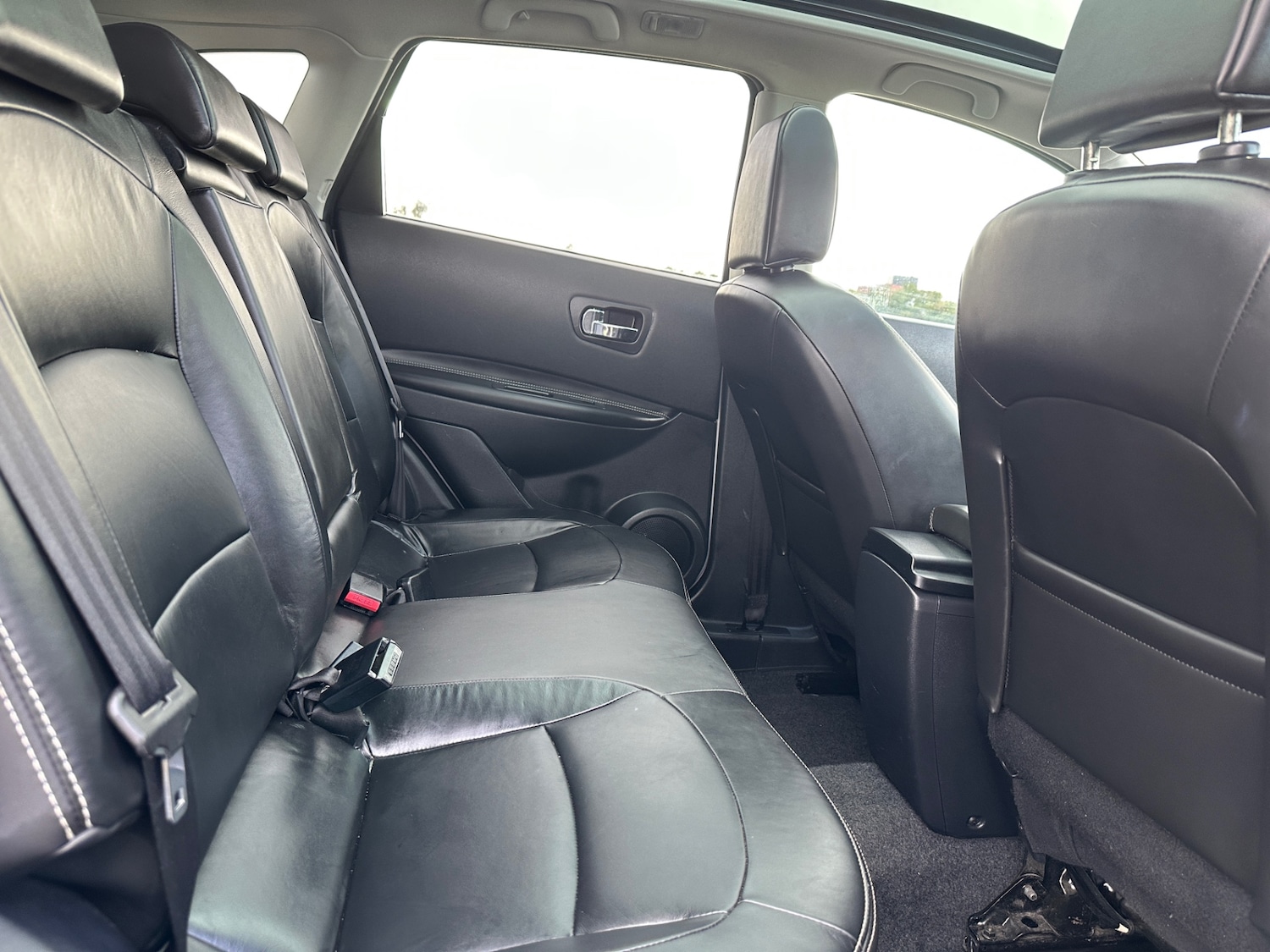 Vehicle 28