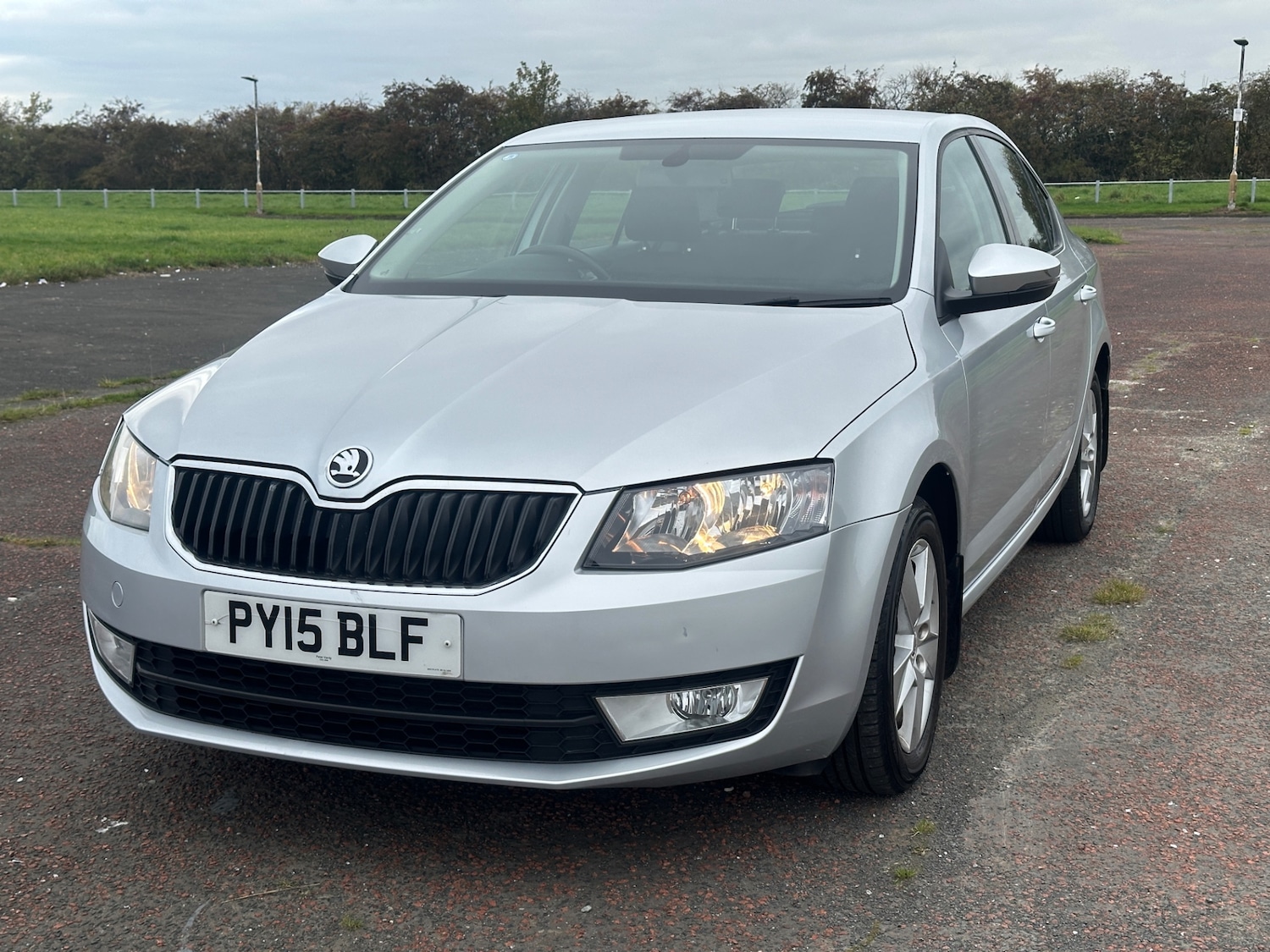 Used Skoda Octavia 2015 for sale - 76329616: Photo 2