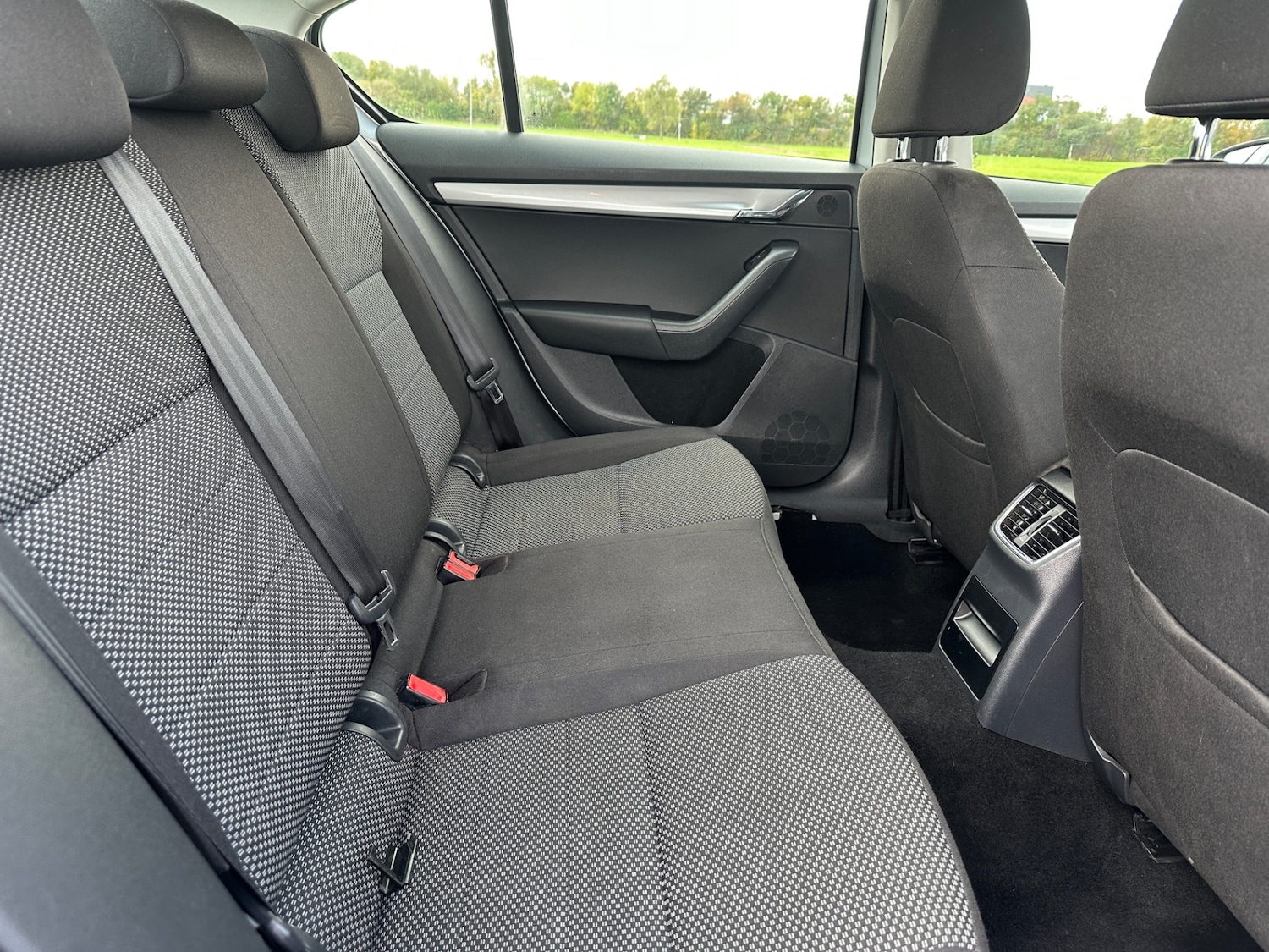 Used Skoda Octavia 2015 for sale - 76329616: Photo 30