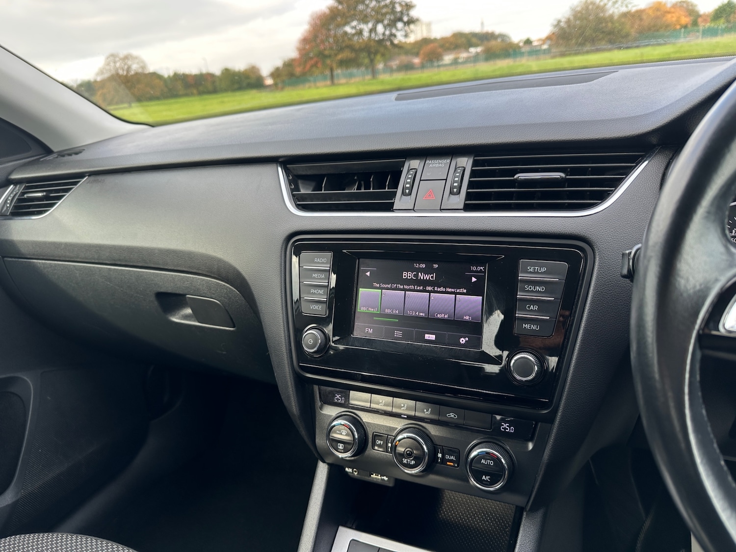 Used Skoda Octavia 2015 for sale - 76329616: Photo 35