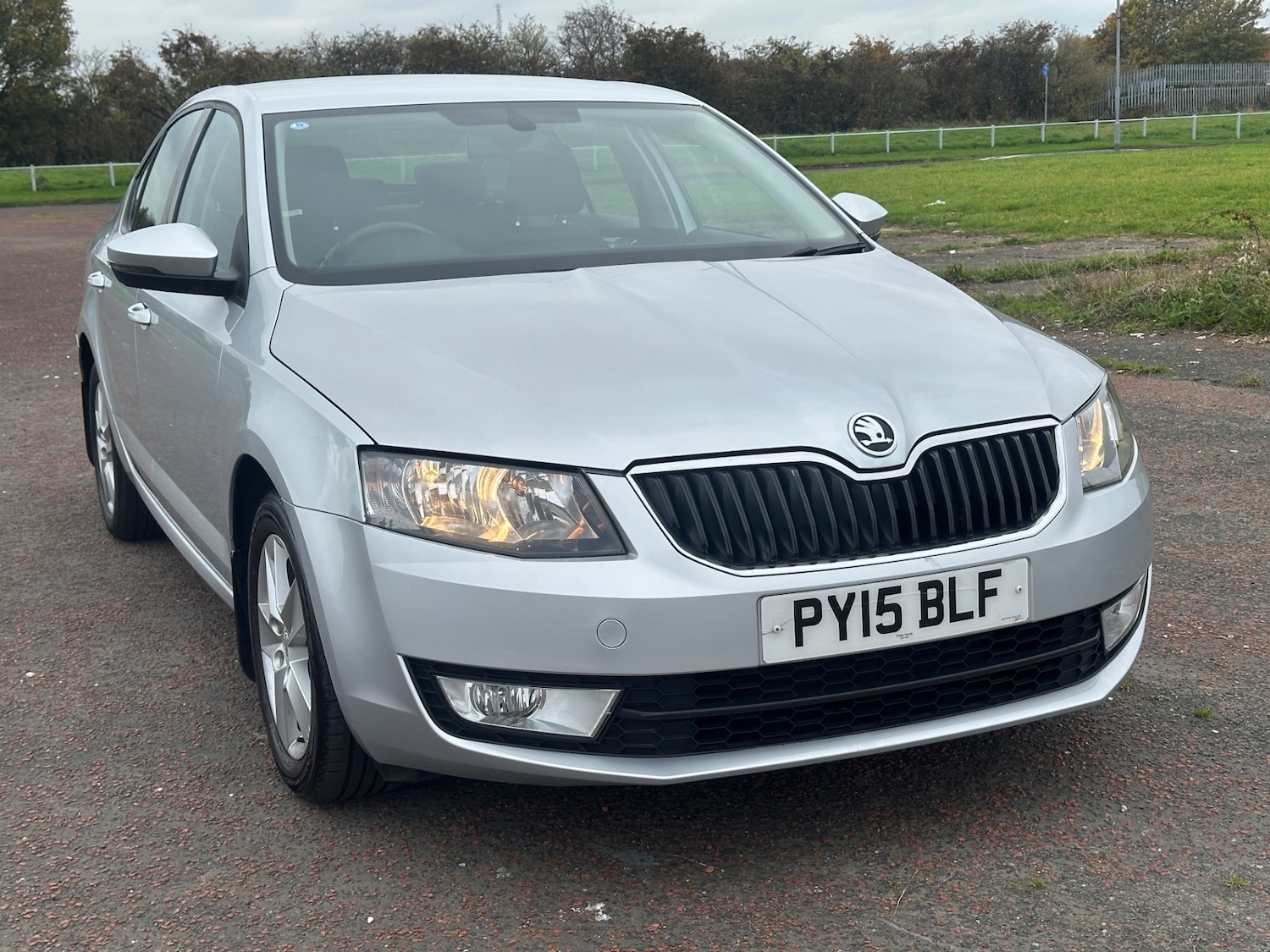 Used Skoda Octavia 2015 for sale - 76329616: Photo 4