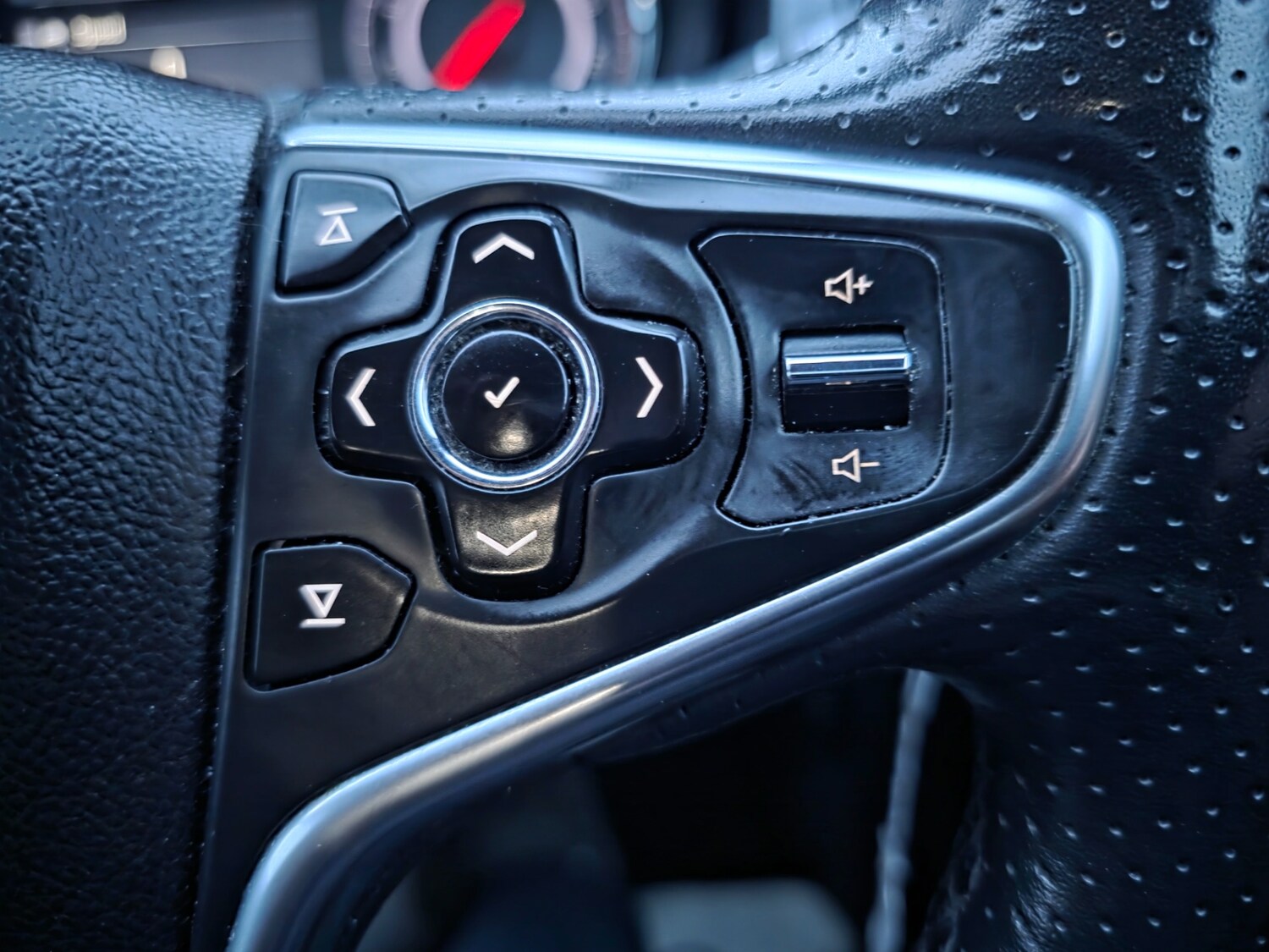 Used Vauxhall Insignia 2014 for sale - 77884485: Photo 38