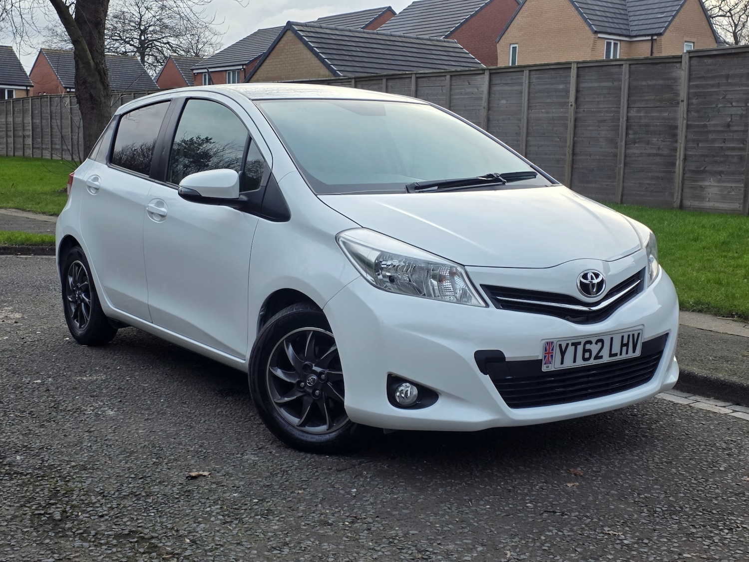 Used Toyota Yaris 2012 for sale - 77599925: Photo 14