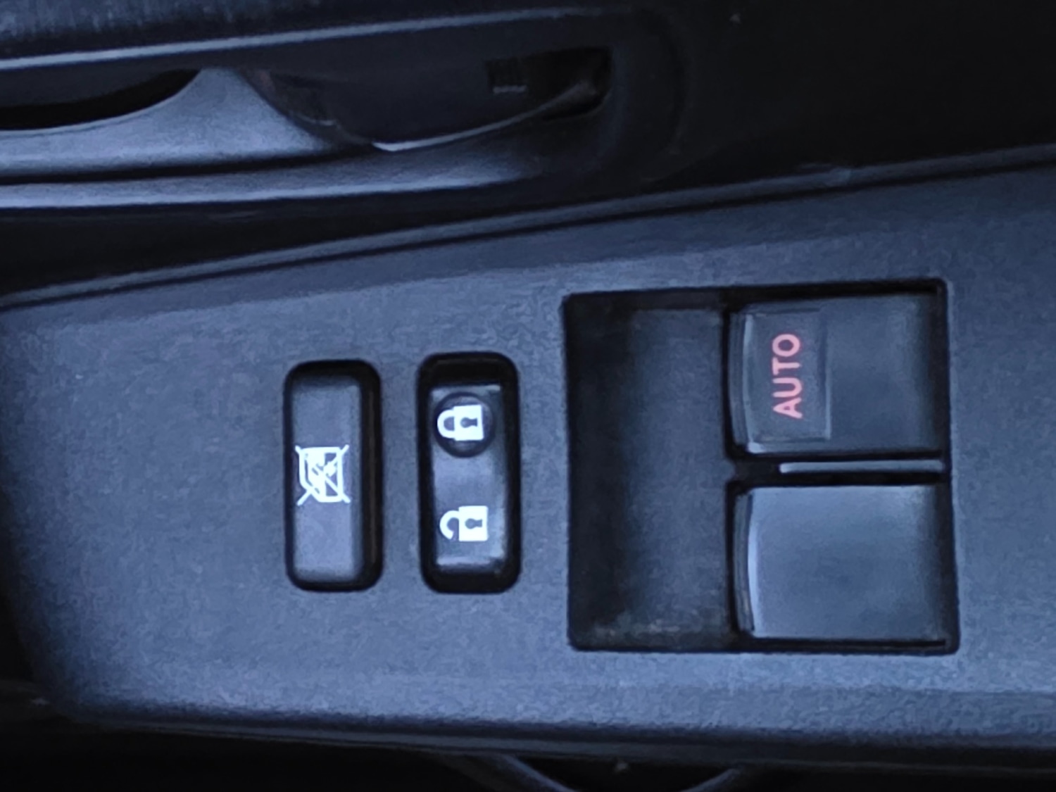 Used Toyota Yaris 2012 for sale - 77599925: Photo 43