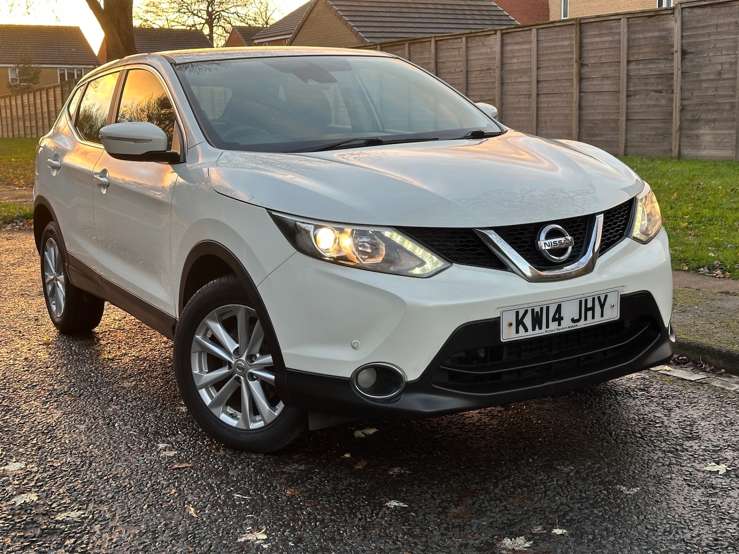 Used Nissan Qashqai 2014 for sale - 76699636: Photo 17