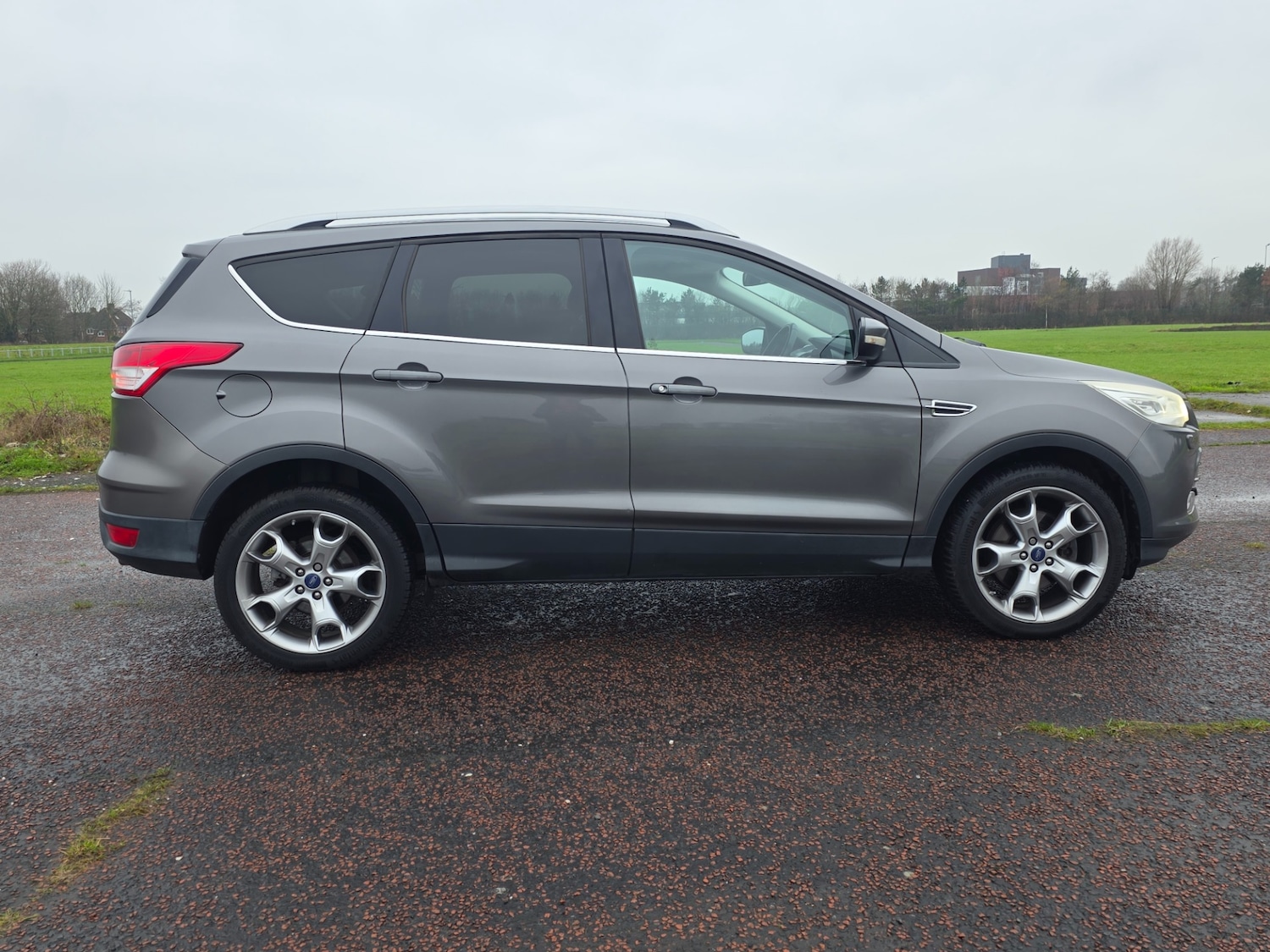 Used Ford Kuga 2015 for sale - 77043154: Photo 10