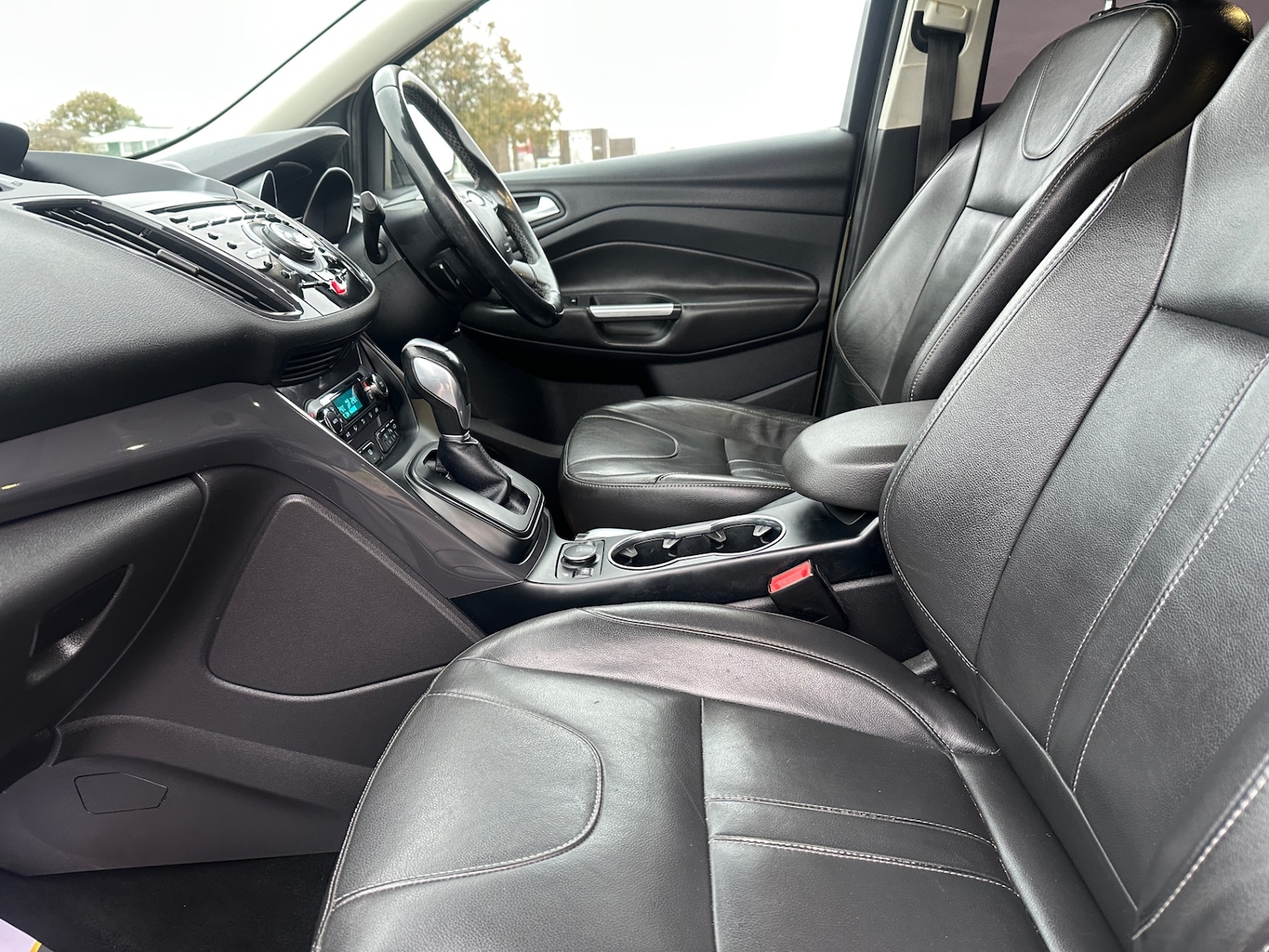 Used Ford Kuga 2015 for sale - 77043154: Photo 34