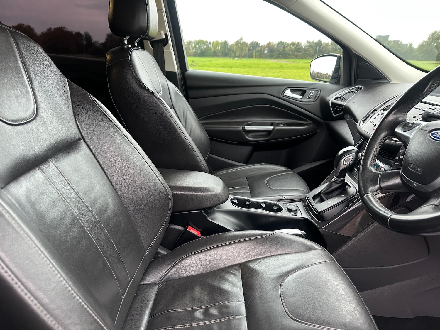 Used Ford Kuga 2015 for sale - 77043154: Photo 38