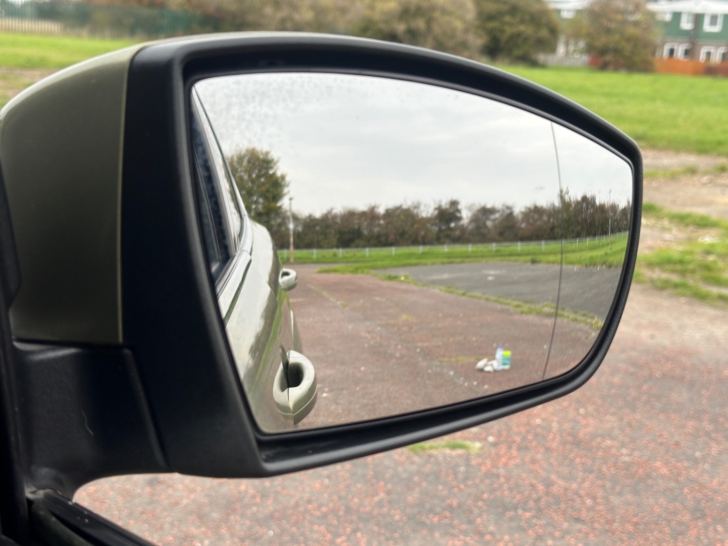 Used Ford Kuga 2015 for sale - 77043154: Photo 45