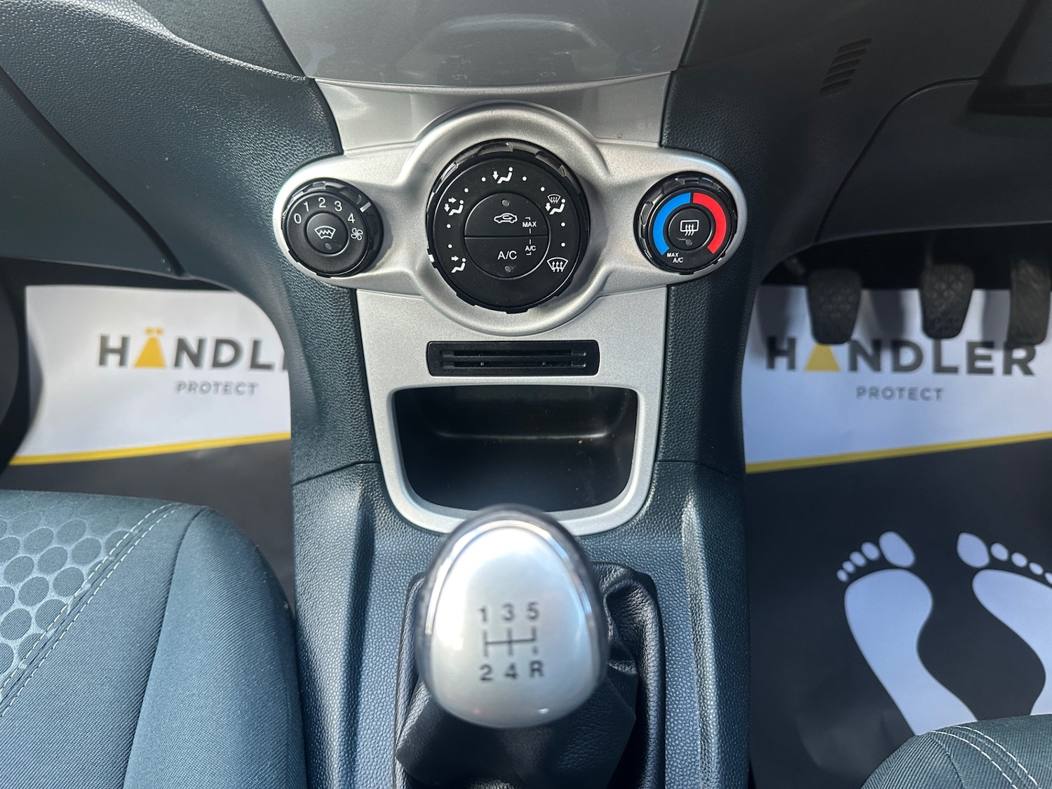 Used Ford Fiesta 2012 for sale - 76445909: Photo 41