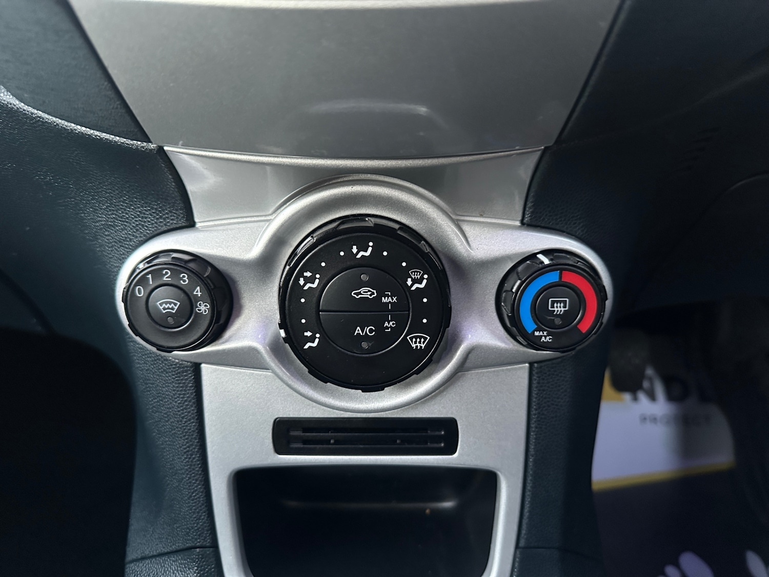 Used Ford Fiesta 2012 for sale - 76445909: Photo 45