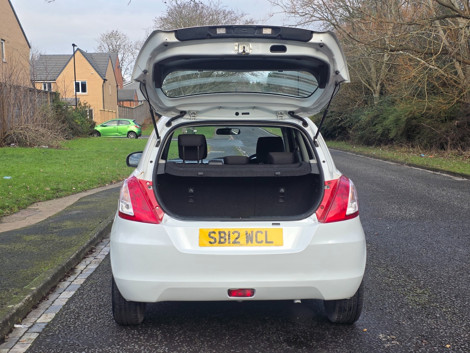 Used Suzuki Swift 2012 for sale - 77205146: Photo 27