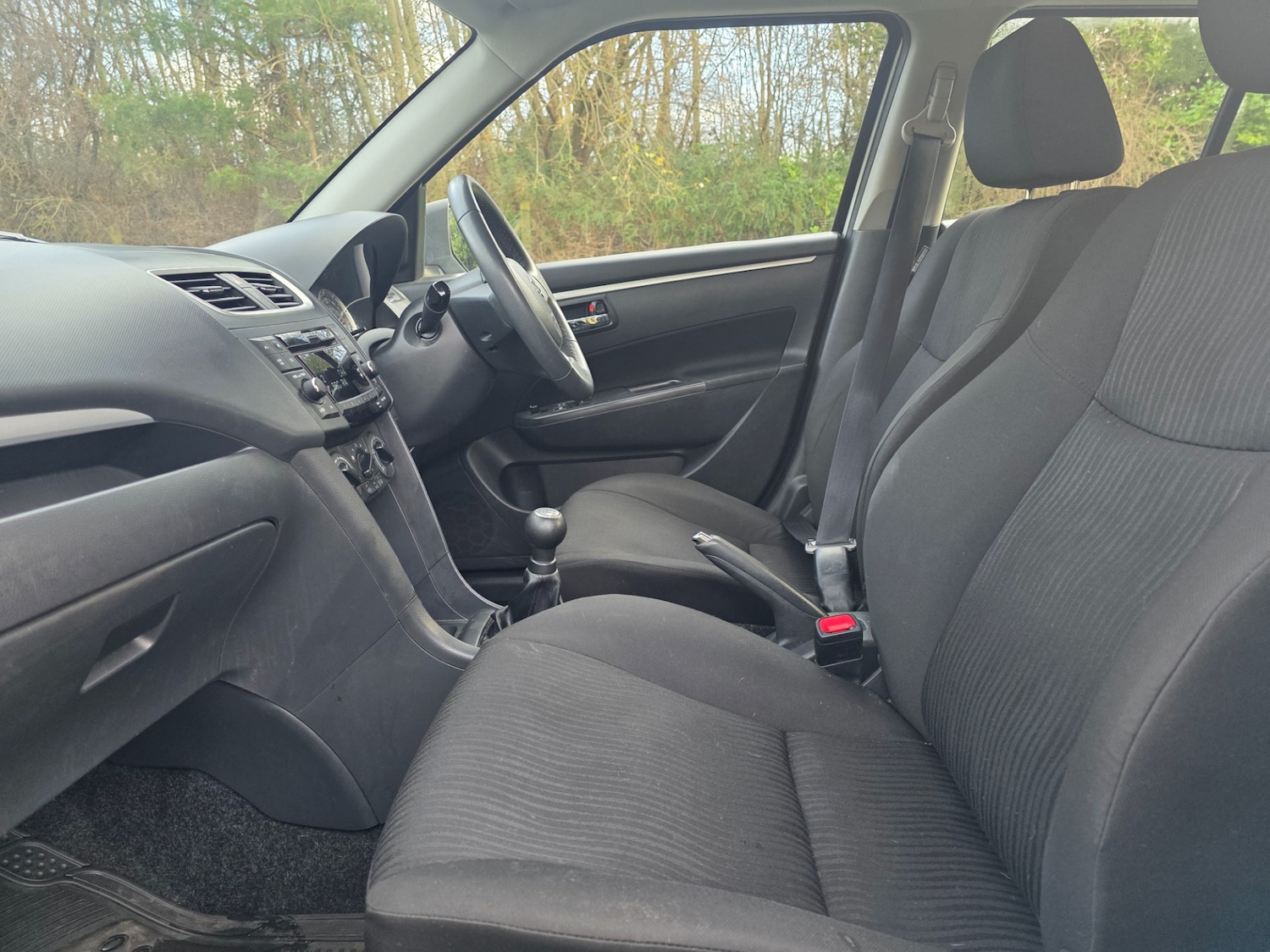 Used Suzuki Swift 2012 for sale - 77205146: Photo 30