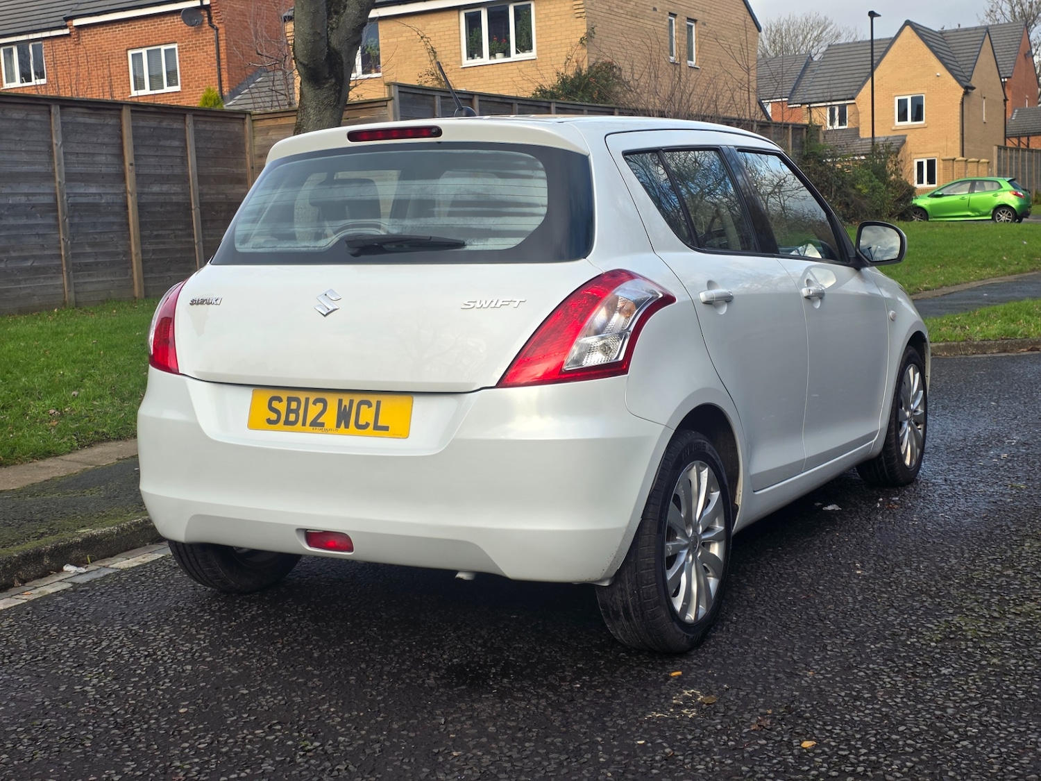 Used Suzuki Swift 2012 for sale - 77205146: Photo 4