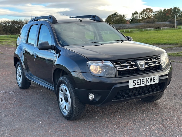 Used Dacia Duster 2016 for sale - 76204929: Photo 2