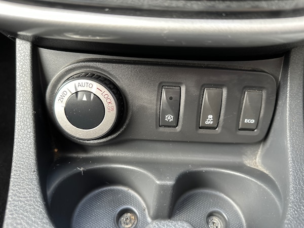 Used Dacia Duster 2016 for sale - 76204929: Photo 43