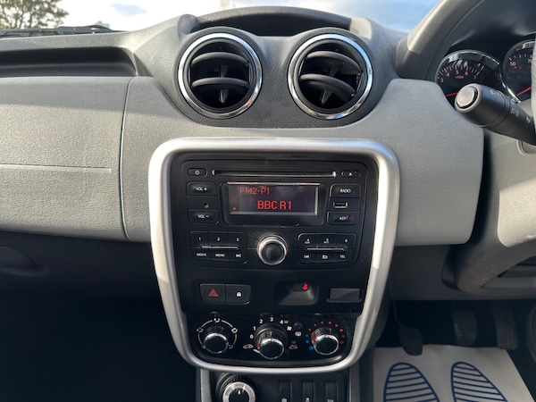 Used Dacia Duster 2016 for sale - 76204929: Photo 44