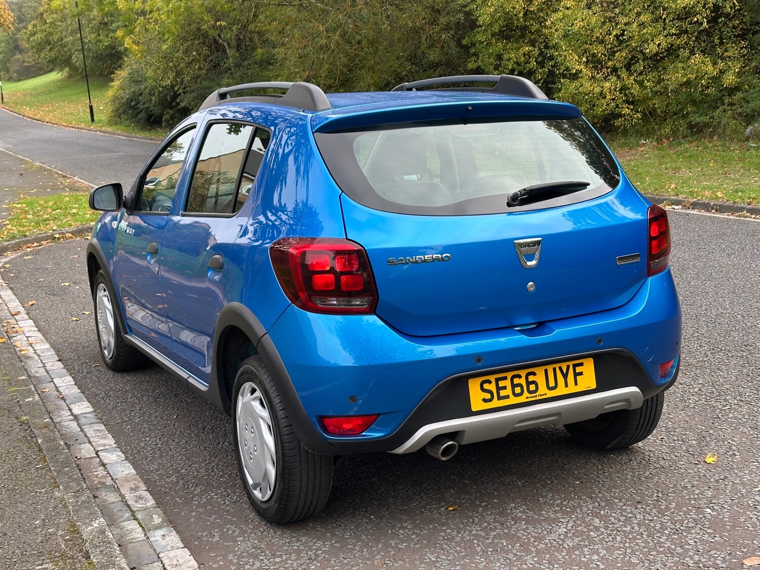 Used Dacia Sandero Stepway 2017 for sale - 76225431: Photo 12