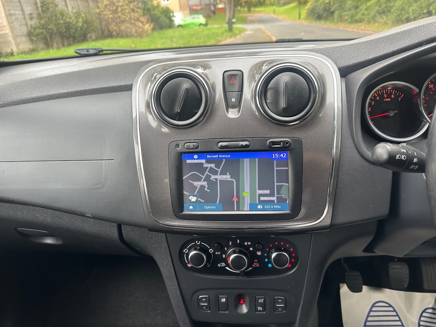 Used Dacia Sandero Stepway 2017 for sale - 76225431: Photo 14