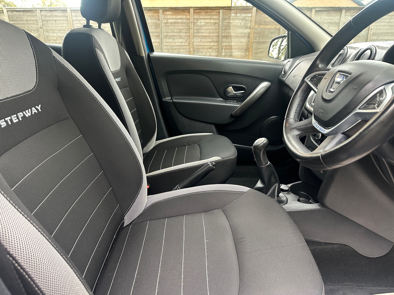 Used Dacia Sandero Stepway 2017 for sale - 76225431: Photo 32