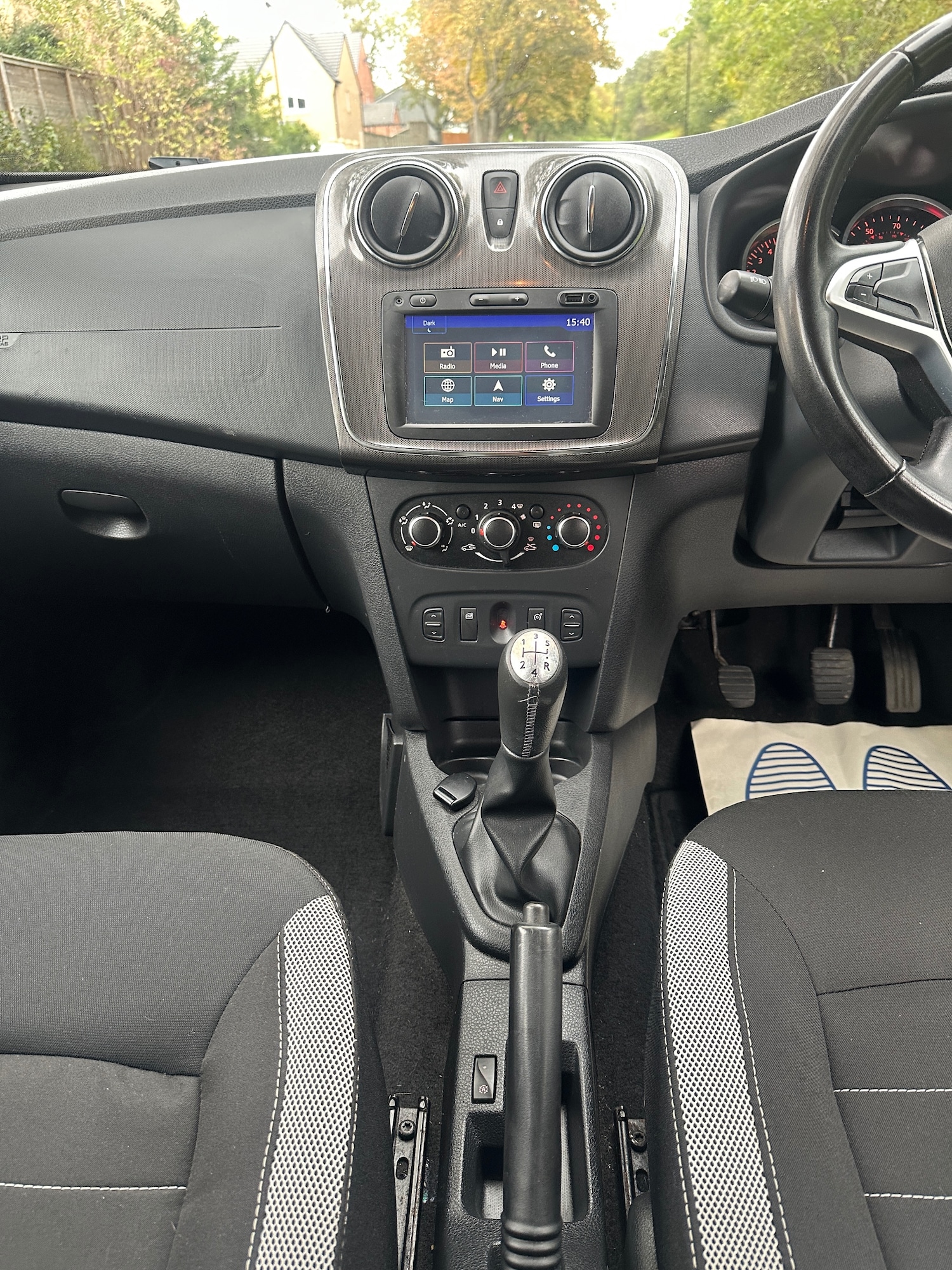 Used Dacia Sandero Stepway 2017 for sale - 76225431: Photo 33