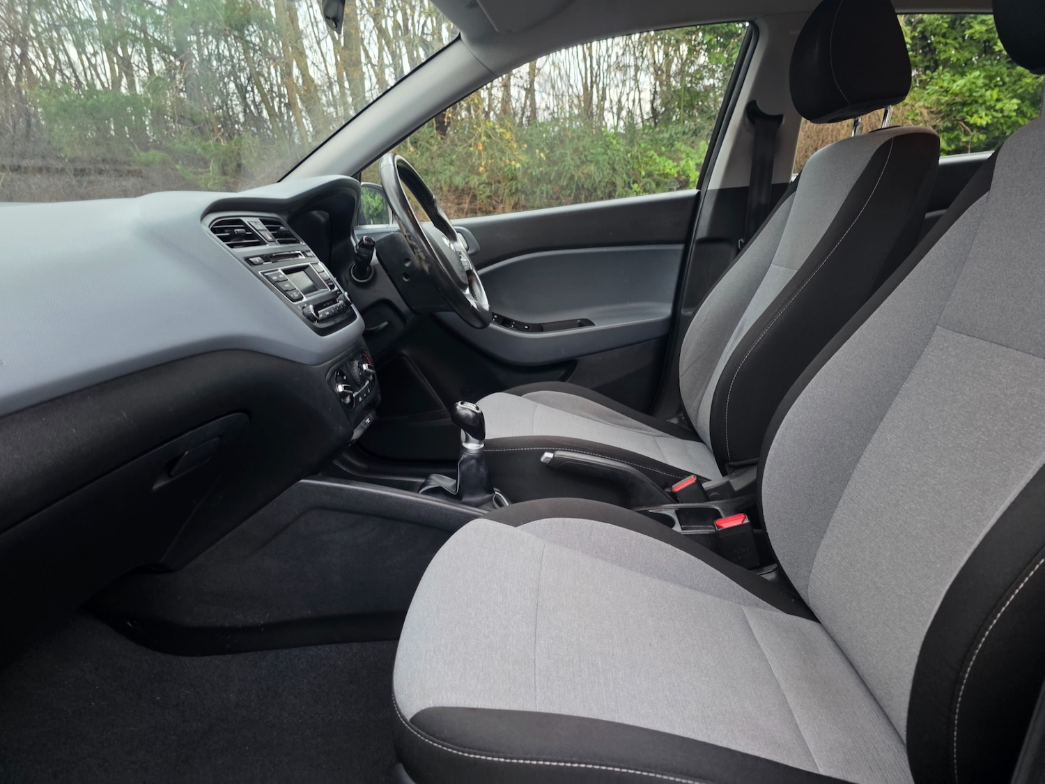 Used Hyundai i20 2015 for sale - 77158727: Photo 31