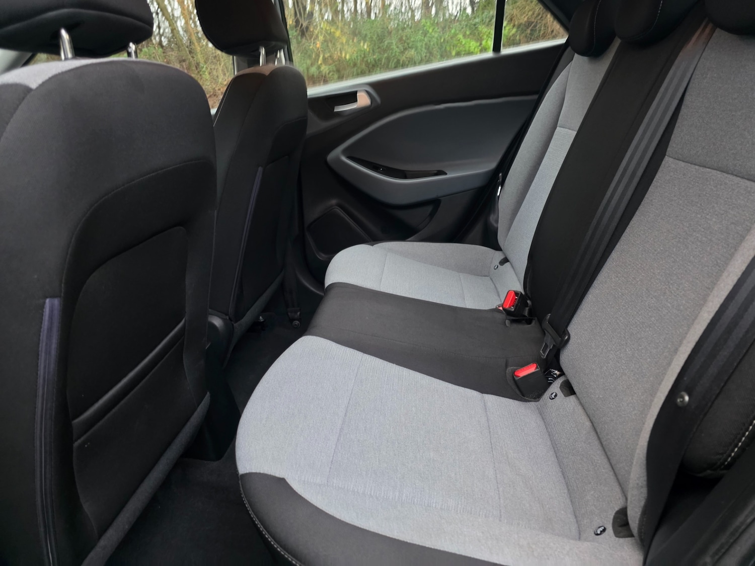 Used Hyundai i20 2015 for sale - 77158727: Photo 45