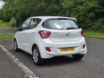 Used Hyundai i10 2016 for sale - 78901193: Photo
