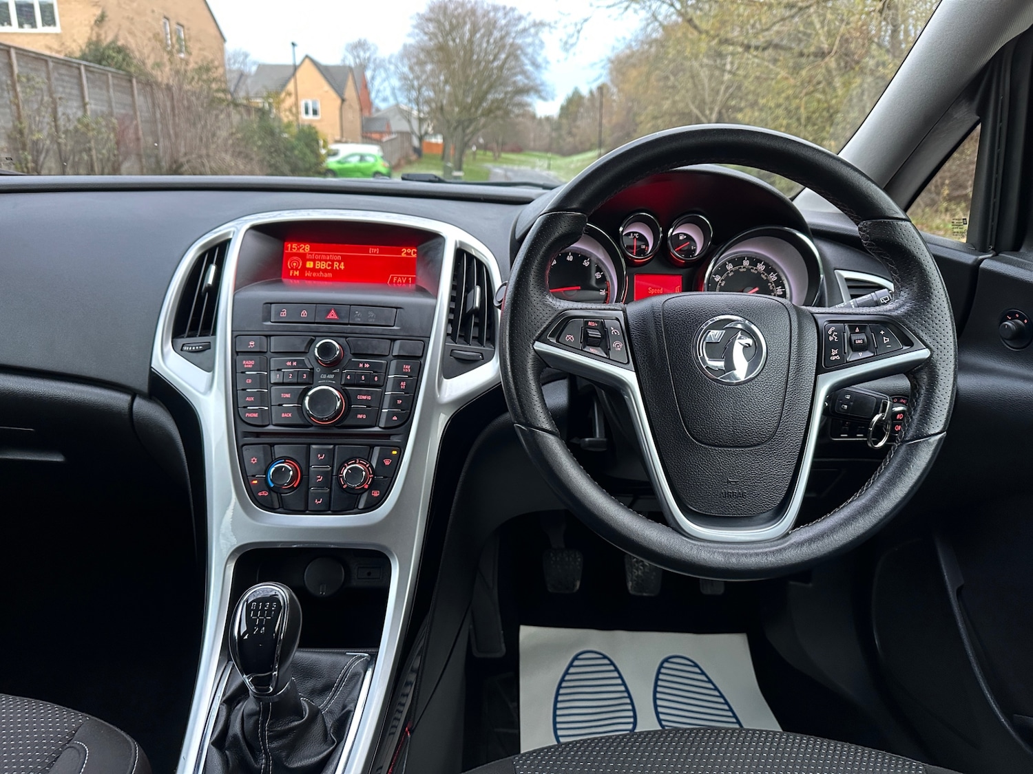 Used Vauxhall Astra 2013 for sale - 76660688: Photo 13