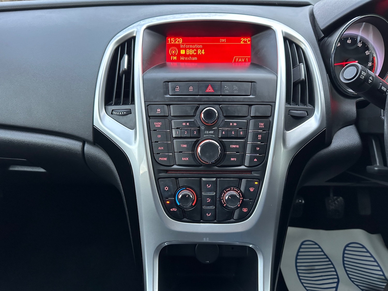 Used Vauxhall Astra 2013 for sale - 76660688: Photo 14