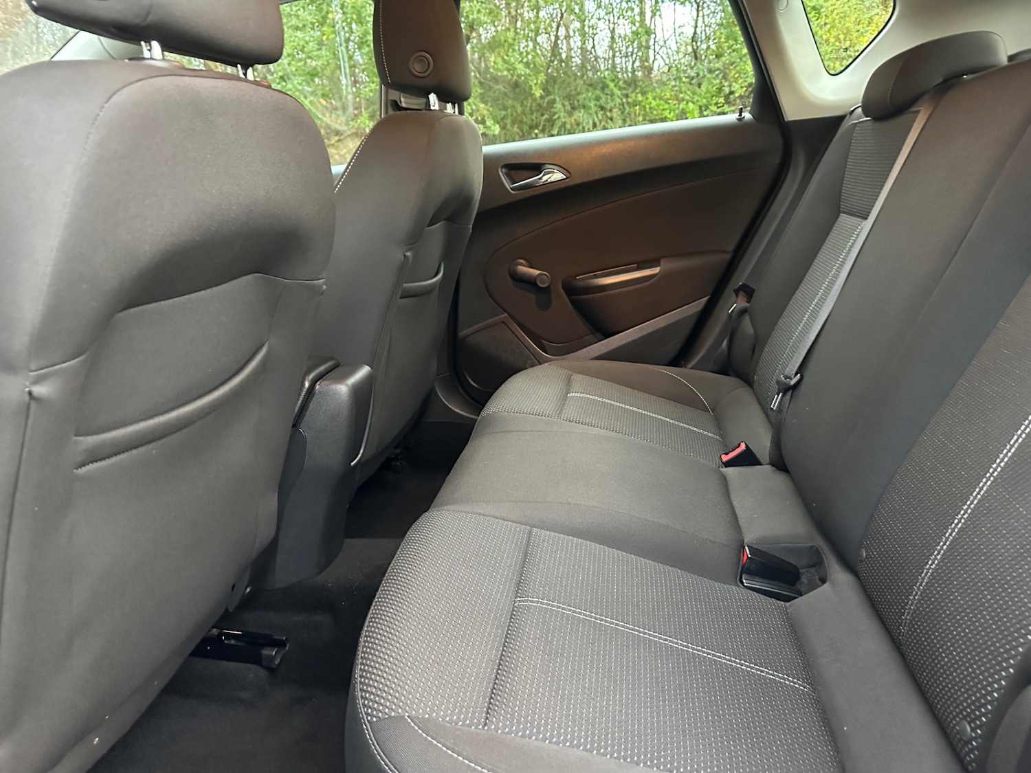 Used Vauxhall Astra 2013 for sale - 76660688: Photo 32