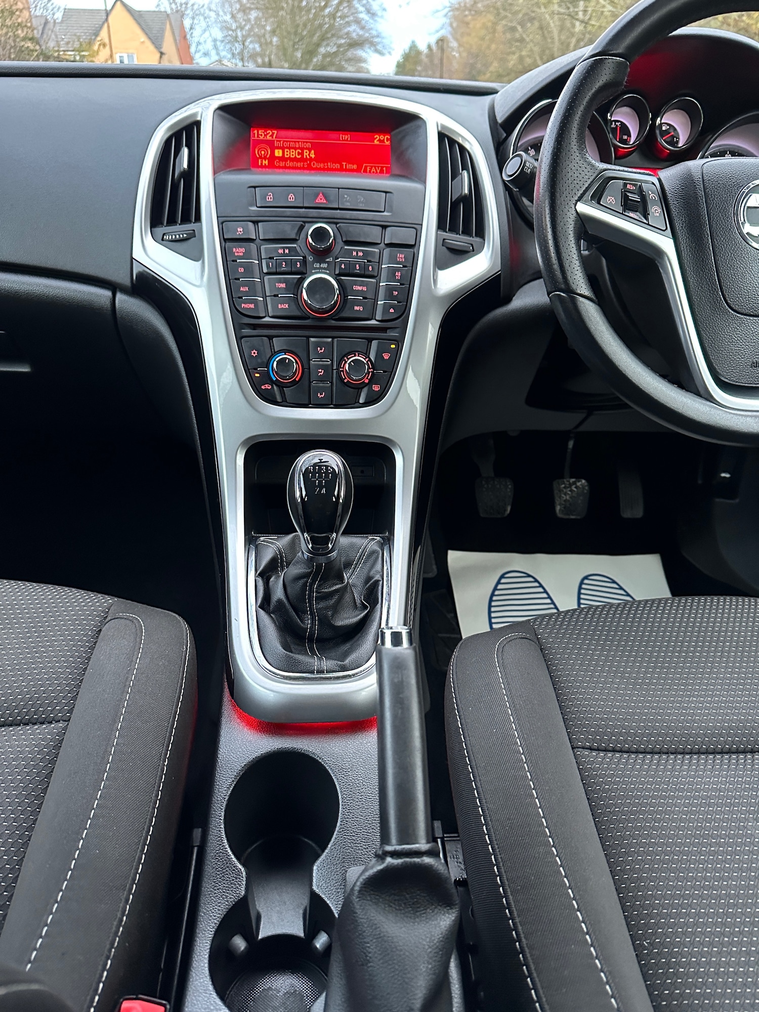 Used Vauxhall Astra 2013 for sale - 76660688: Photo 34