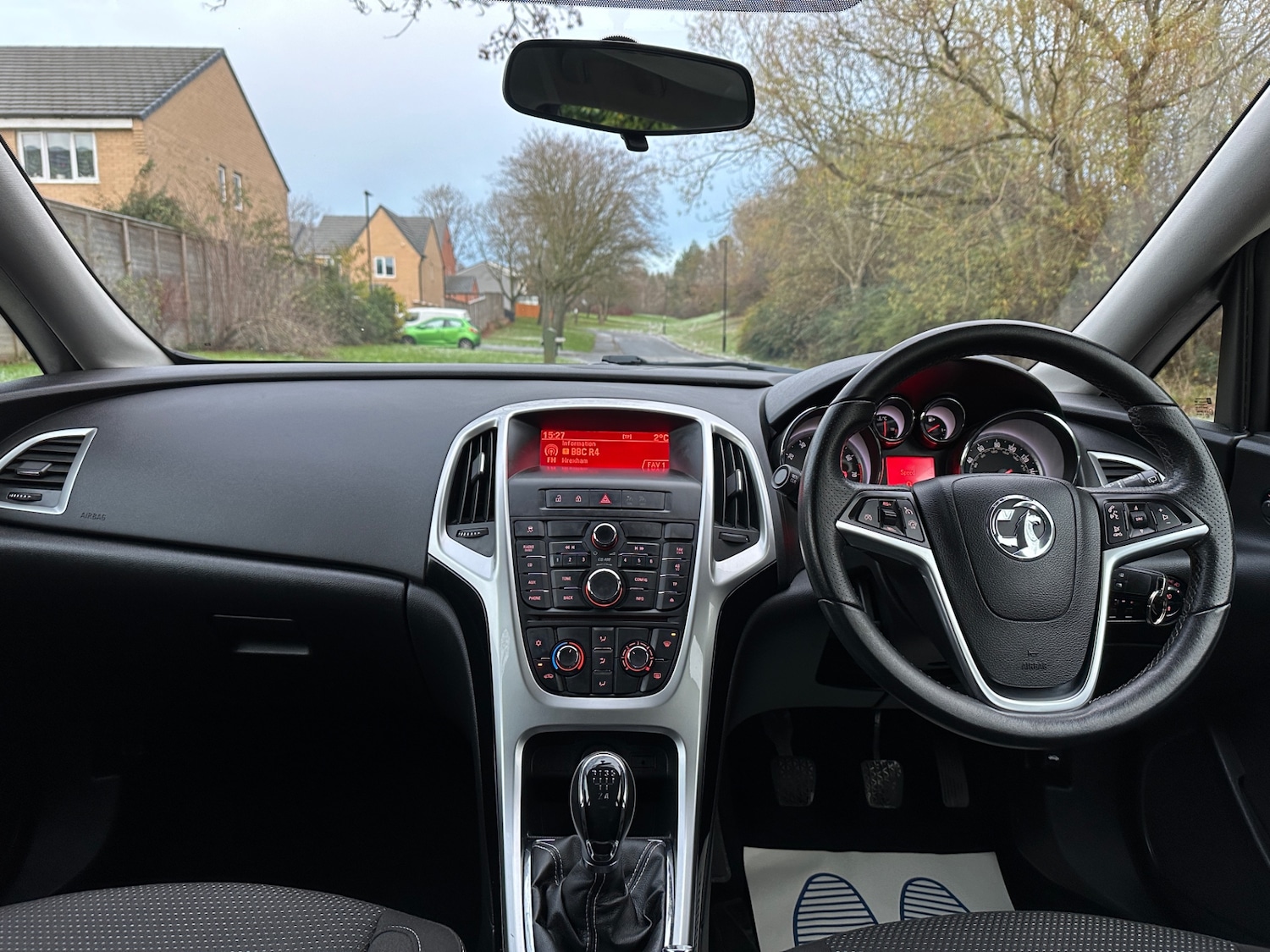 Used Vauxhall Astra 2013 for sale - 76660688: Photo 7