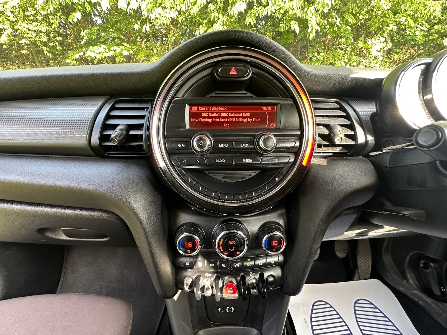 Vehicle 33