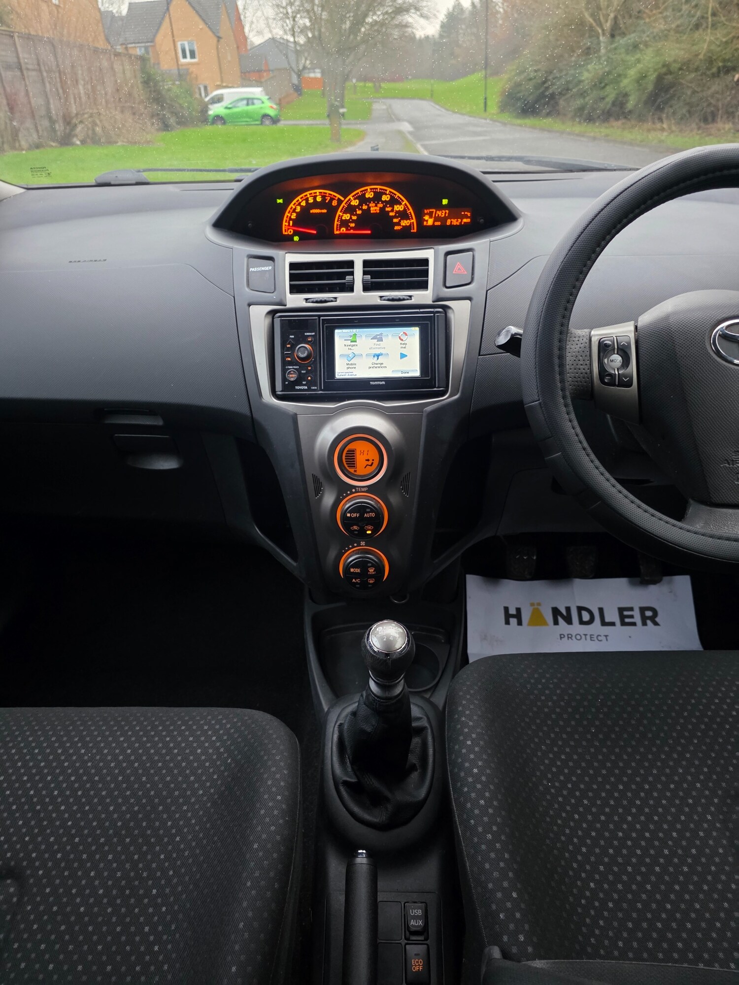 Used Toyota Yaris 2011 for sale - 77342493: Photo 12