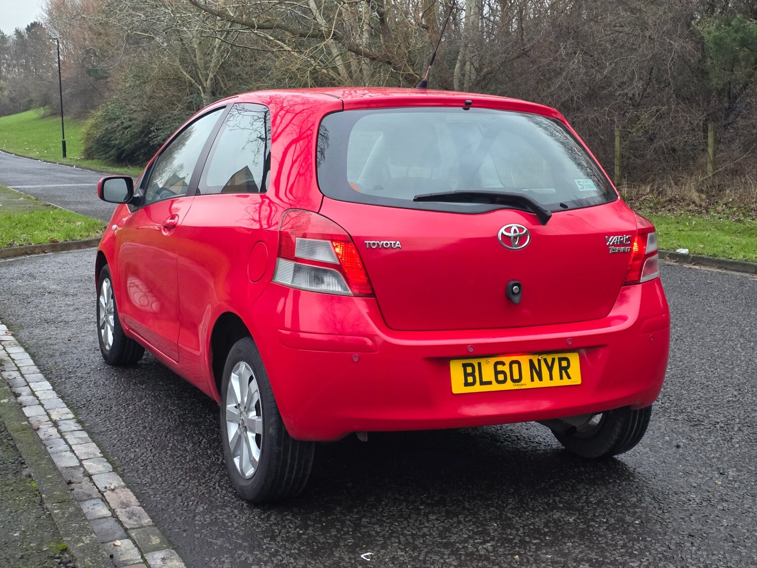 Used Toyota Yaris 2011 for sale - 77342493: Photo 13