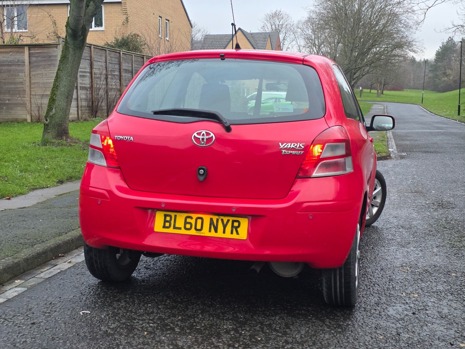 Used Toyota Yaris 2011 for sale - 77342493: Photo 26