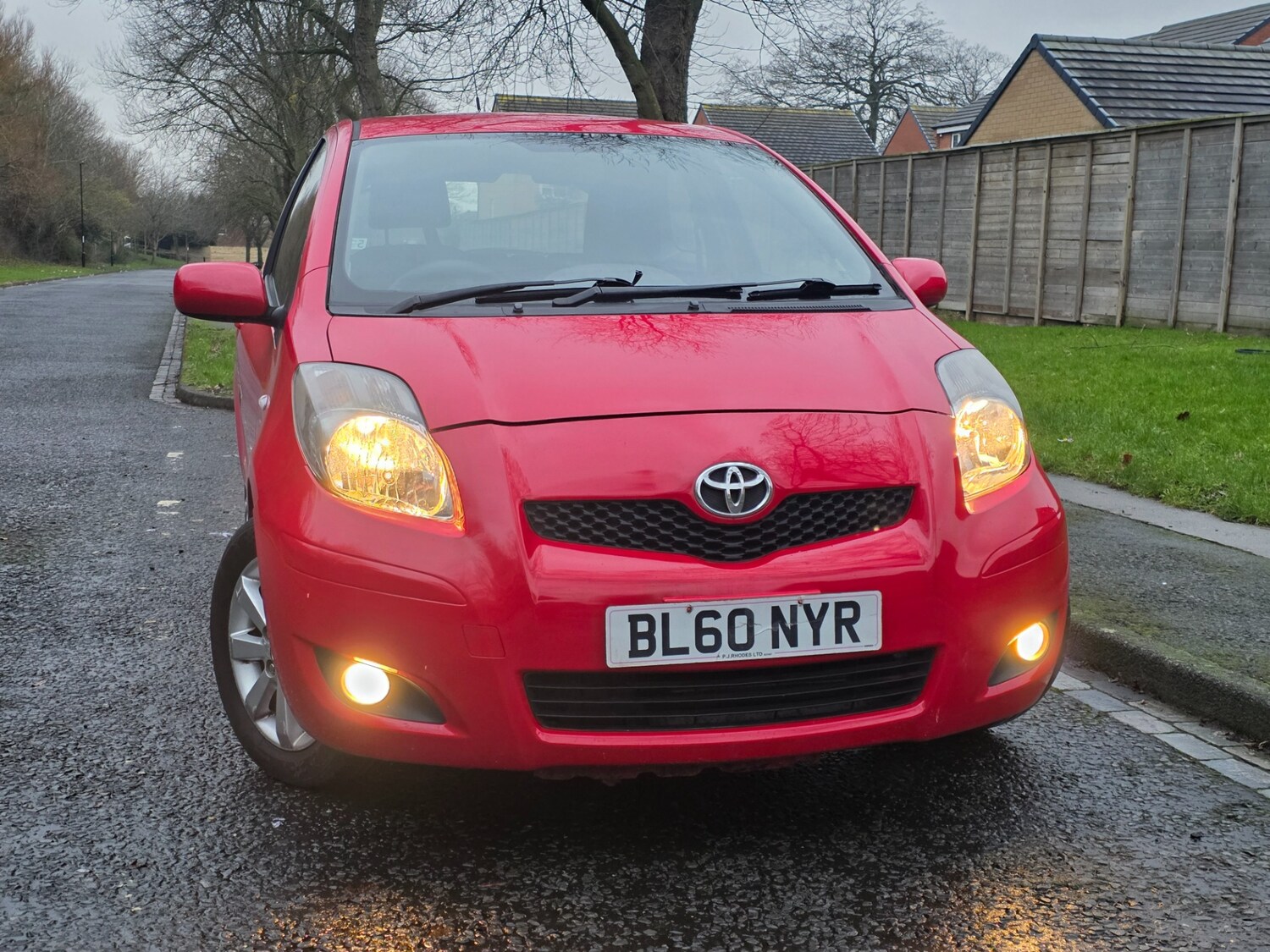 Used Toyota Yaris 2011 for sale - 77342493: Photo 7
