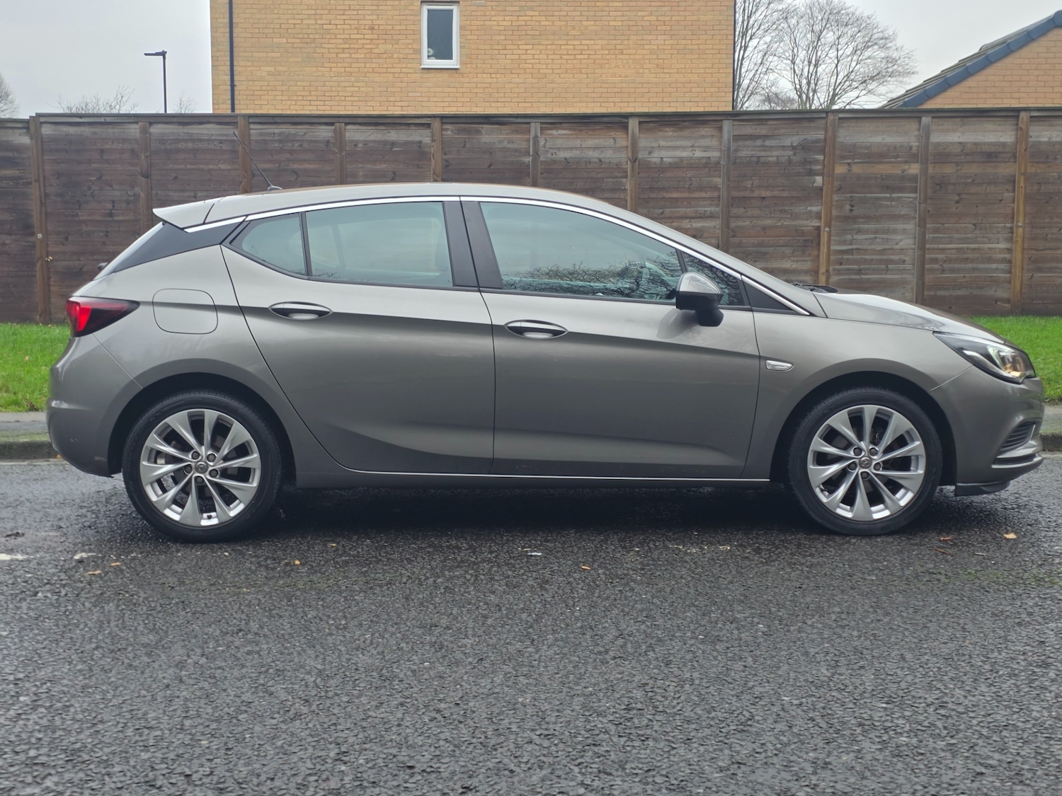 Used Vauxhall Astra 2017 for sale - 77043137: Photo 5