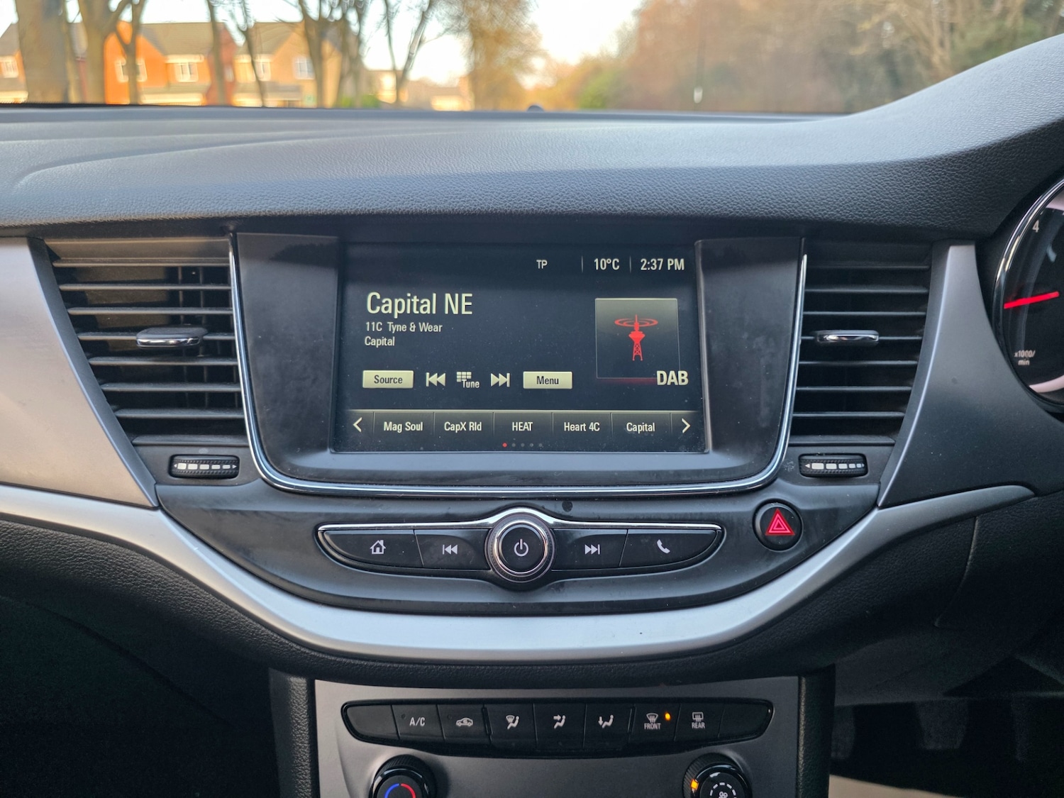 Used Vauxhall Astra 2017 for sale - 77043137: Photo 8