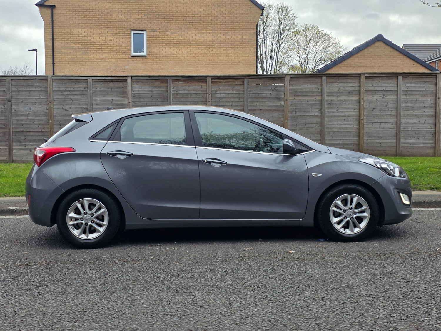 Used Hyundai i30 2015 for sale - 78102430: Photo 13